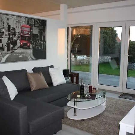 Apartment 4 Sterne Schlossblick Sauna Pool Whirlpool Pri Braunfels