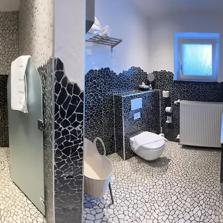Apartment 4 Sterne Schlossblick Sauna Pool Whirlpool Pri *