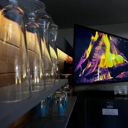 아파트 4 Sterne Schlossblick Sauna Pool Whirlpool Pri