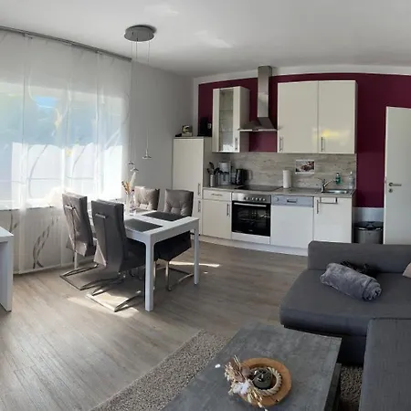 4 Sterne Schlossblick Sauna Pool Whirlpool Pri 아파트