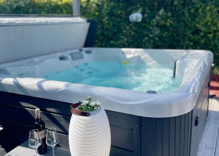 4 Sterne Schlossblick Sauna Pool Whirlpool Pri * Braunfels