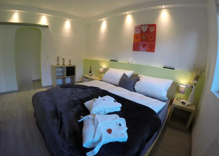 Apartmán 4 Sterne Schlossblick Sauna Pool Whirlpool Pri Braunfels