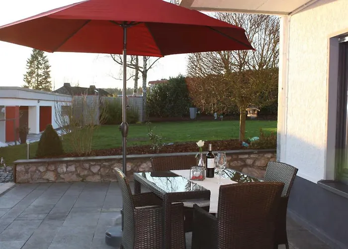 4 Sterne Schlossblick Sauna Pool Whirlpool Pri Apartmán *