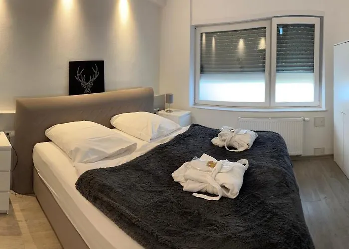 4 Sterne Schlossblick Sauna Pool Whirlpool Pri * Braunfels