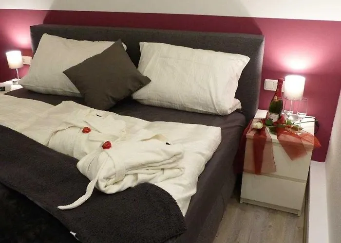 Apartmán 4 Sterne Schlossblick Sauna Pool Whirlpool Pri